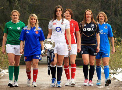Womens 6N Captains and the Trophy