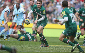 Toby Flood makes a pass in last year's Aviva Premiership final