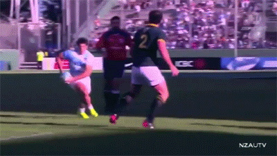 Horrible defense by the Boks led to Tomas Cubelli's try.