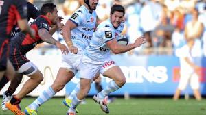 Maxime Machenaud scored a try as Racing Metro picked up a rare winning bonus point in the Top 14