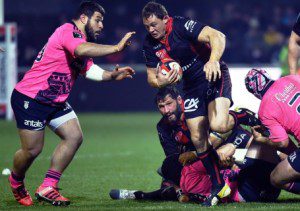 Lyon roared back to beat 14-man Stade Francais in the Top 14's Friday night clash