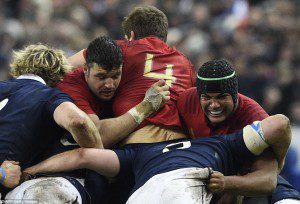 France's forwards muscled their way to a win over Scotland in the final match of the RBS Six Nations opening weekend