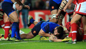 France's Rabah Slimani scores his side's third try