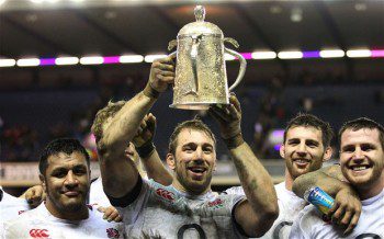 Chris Robshaw lifted the Calcutta Cup for the third time as captain