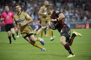 Toby Arnold touches down for Lyon as they come back to beat Top 14 rivals Oyonnax