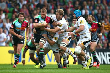 Chris Robshaw makes an earlier than expected recovery from injury to start against Leicester. 