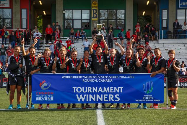 NZ wins Canada trophy_lift_collicutt_1
